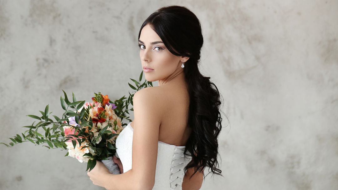 Top Strapless Bras for Your Wedding Dress: Expert Guide