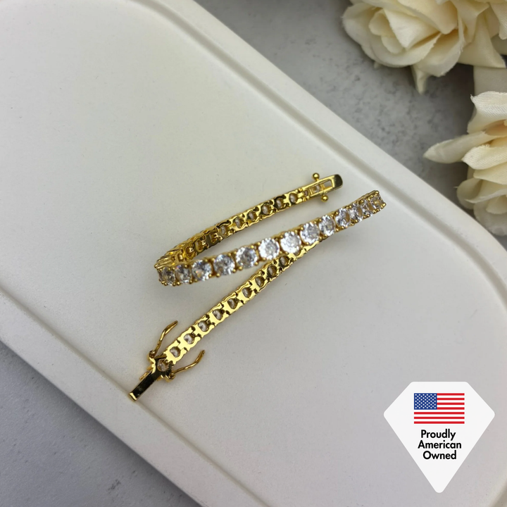 Cate & Chloe Olivia 18k White Gold Plated Tennis Bracelet with Simulated Diamond Crystals